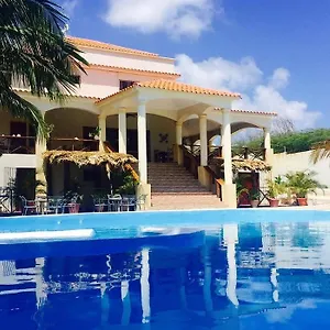 Hotel La Saladilla Beach Club, Barahona