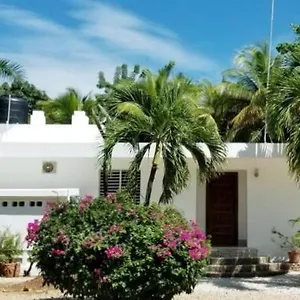 Casa Blanca Eco Hotel